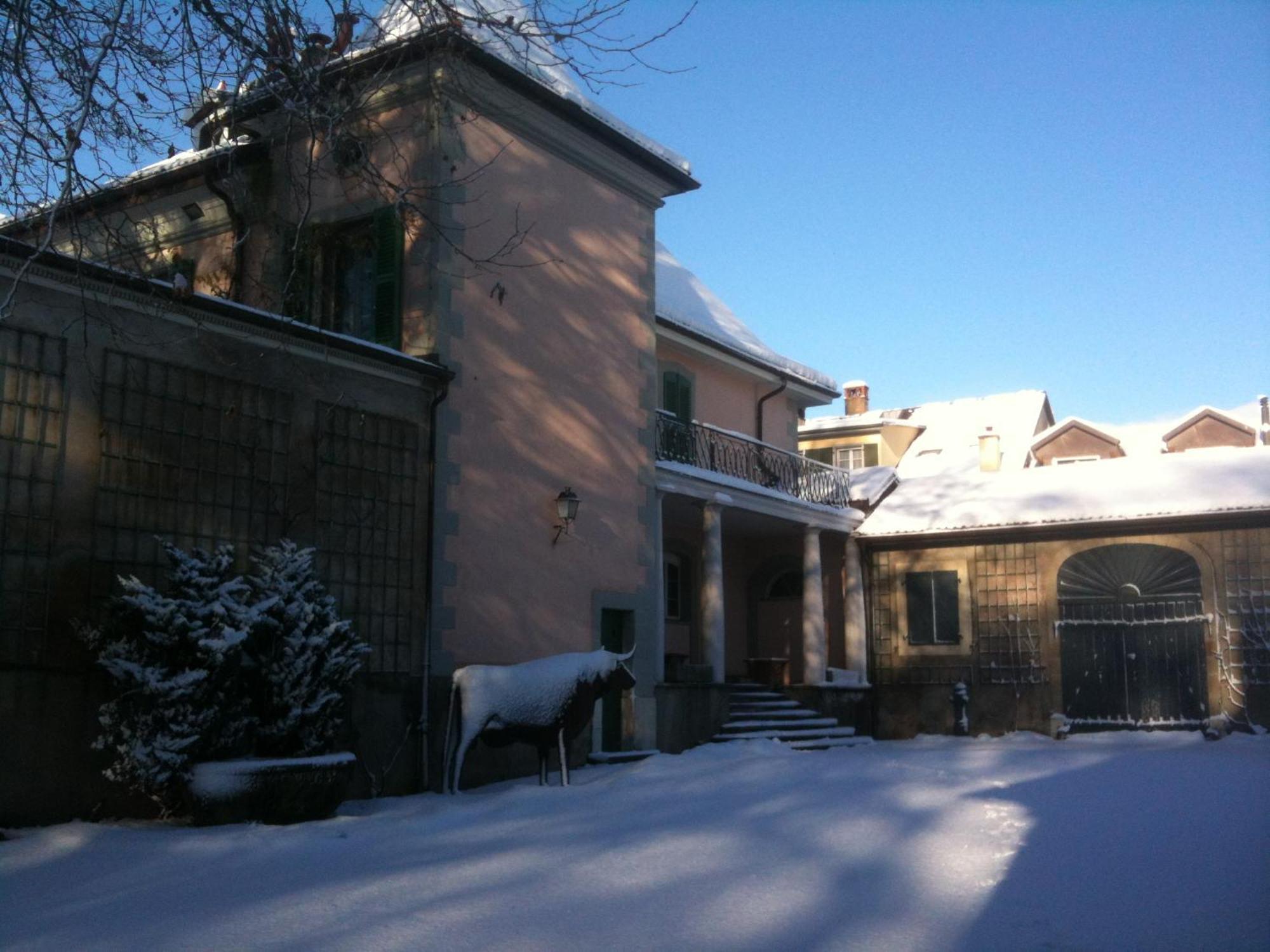 Le Chateau Lavigny Экстерьер фото