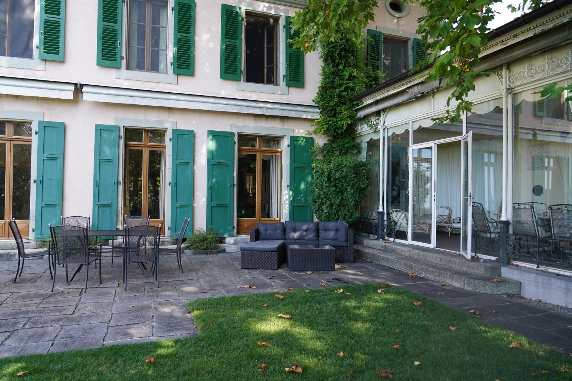 Le Chateau Lavigny Экстерьер фото