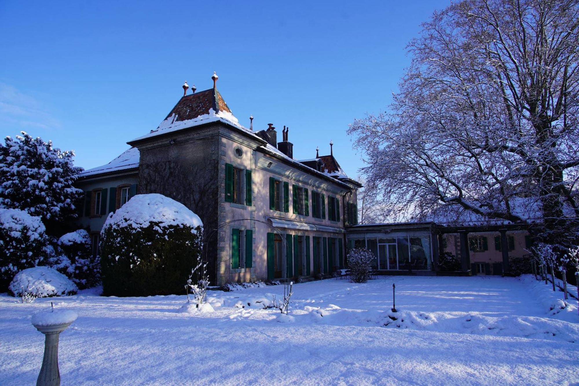 Le Chateau Lavigny Экстерьер фото