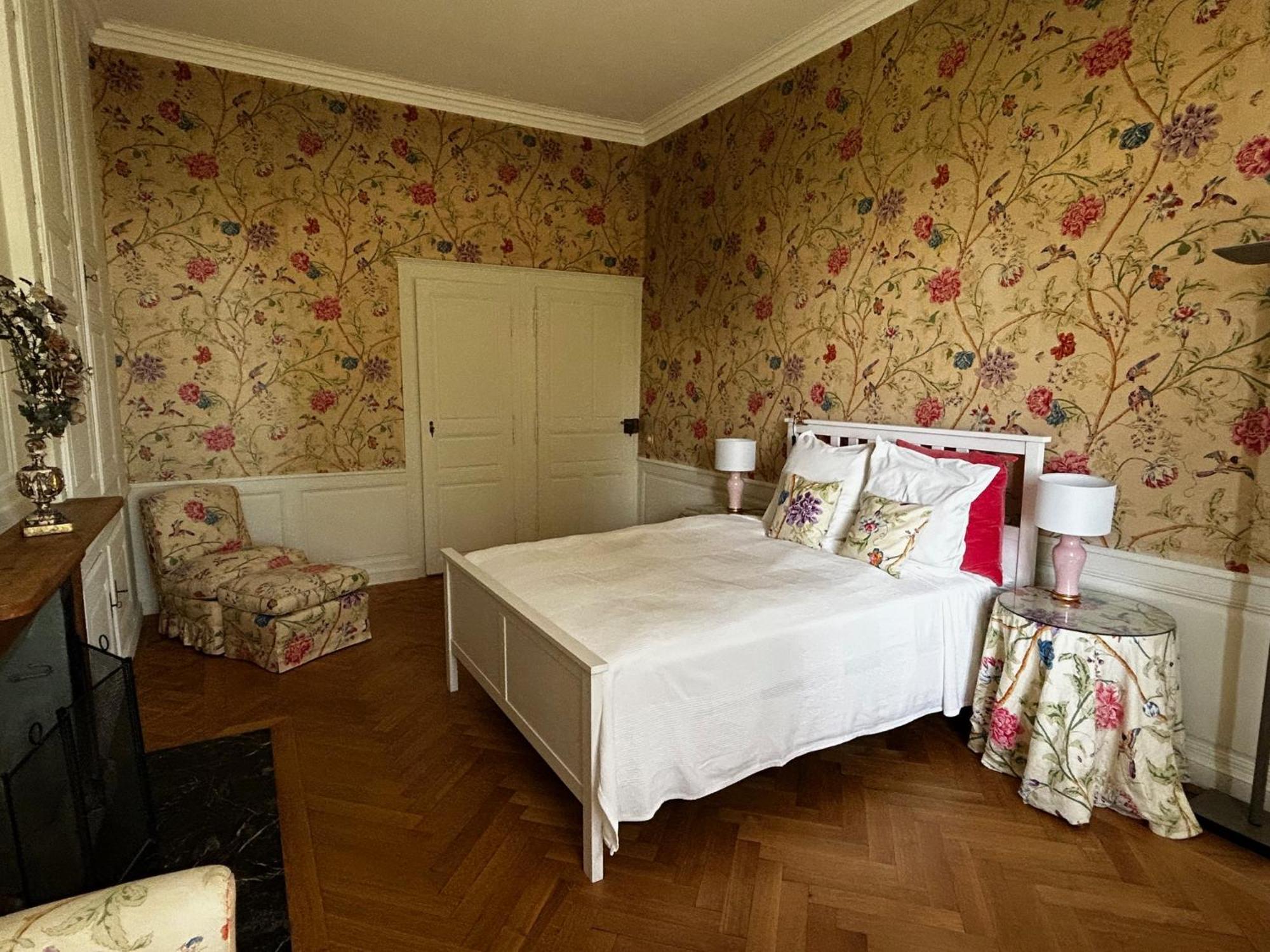 Le Chateau Lavigny Экстерьер фото